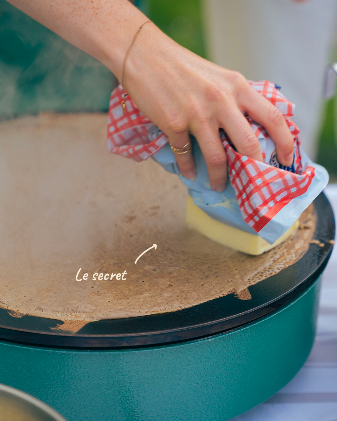 Pâte à crêpes de blé noir : la recette d&rsquo;Anaïs et son astuce au miel